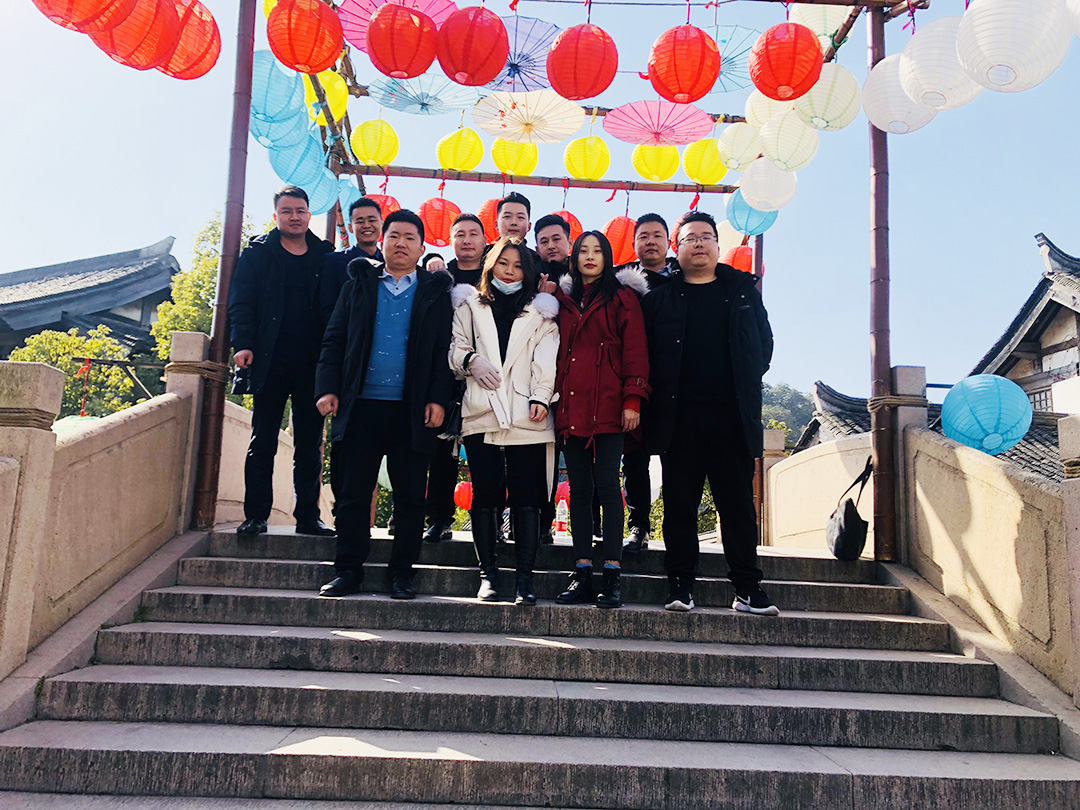 天地心網(wǎng)絡(luò)唐伯虎點秋香取景留影